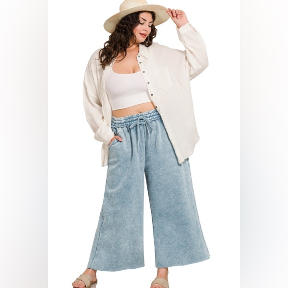 Closeout Zenana C9 PLUS ACID WASH FLEECE SWEATPANTS WITH POCKETS in Dusty Blue